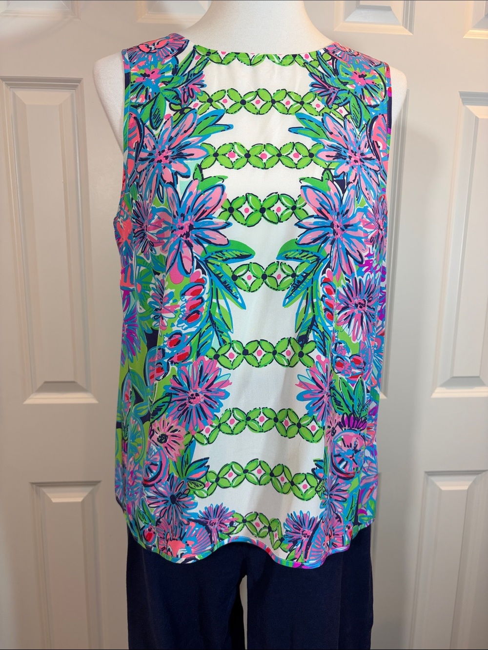 Lilly Pulitzer Floral Sleeveless Camisole in White, Pink & Green